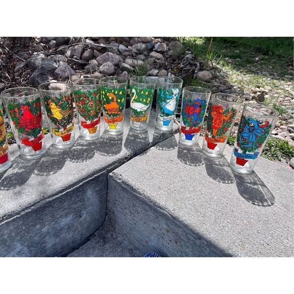 Pepsi The Twelve Days of Christmas-8 Glasses - Picture 1 of 9